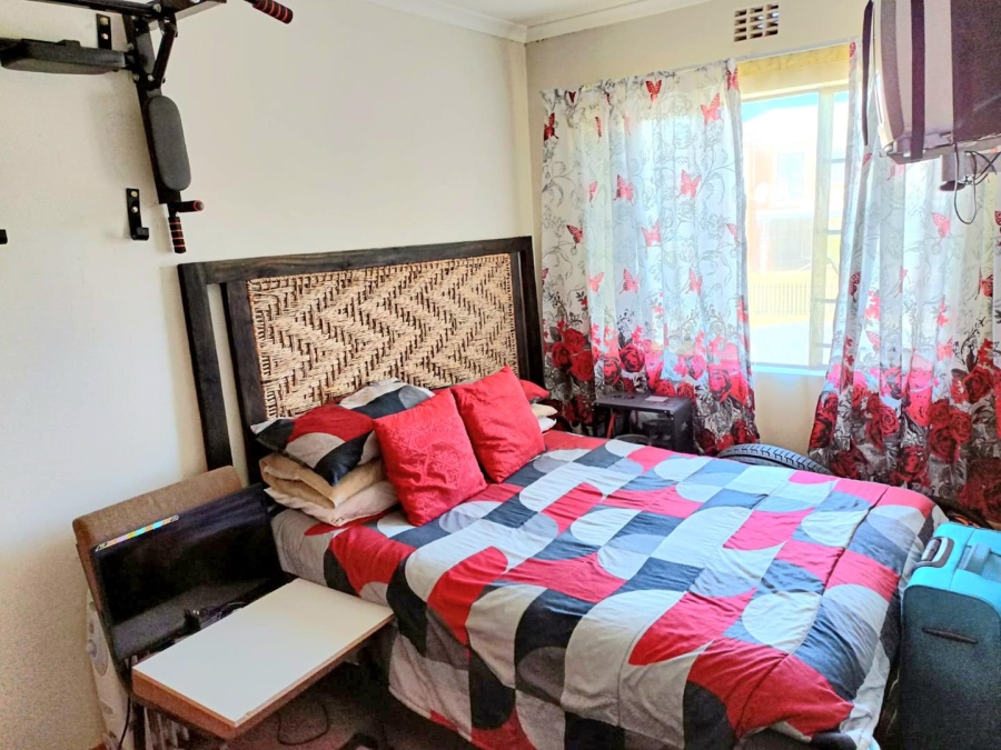 2 Bedroom Property for Sale in Hillside Free State